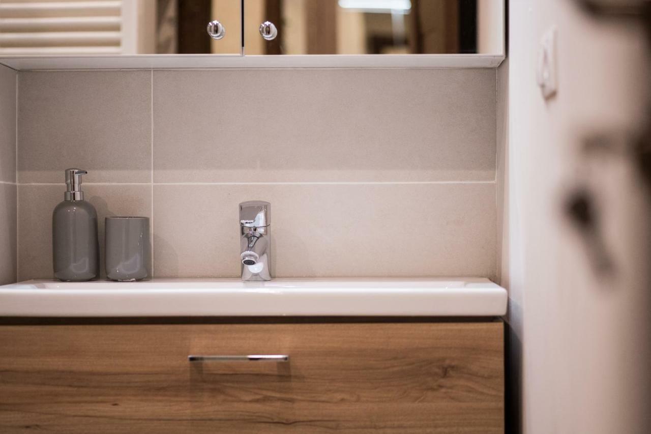 Apartment Elias Cluj-Napoca Ngoại thất bức ảnh