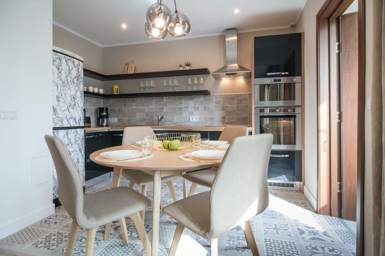 Apartment Elias Cluj-Napoca Ngoại thất bức ảnh